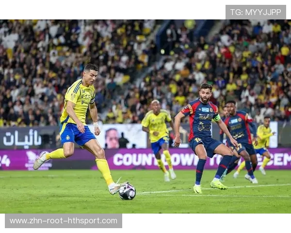 利雅得胜利连续围攻，C罗门前冷静推射