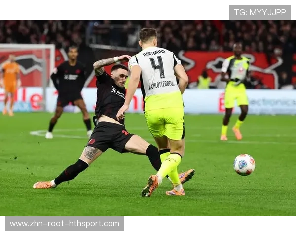 德甲多特外围配合娴熟，前场机会层出不穷